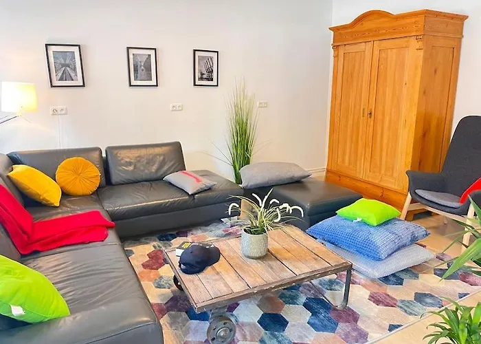 Apartamento Gemütliche, Große 6-zkb,eg-wohnung Im Herzen Eimsbüttels-2wc&2duschen